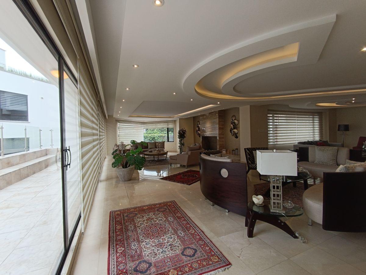 Vendo Hermoso Duplex Totalmente Remodelado Acabados de Lujo Precio de Oportunidad 4 Dorm. — imagen 8