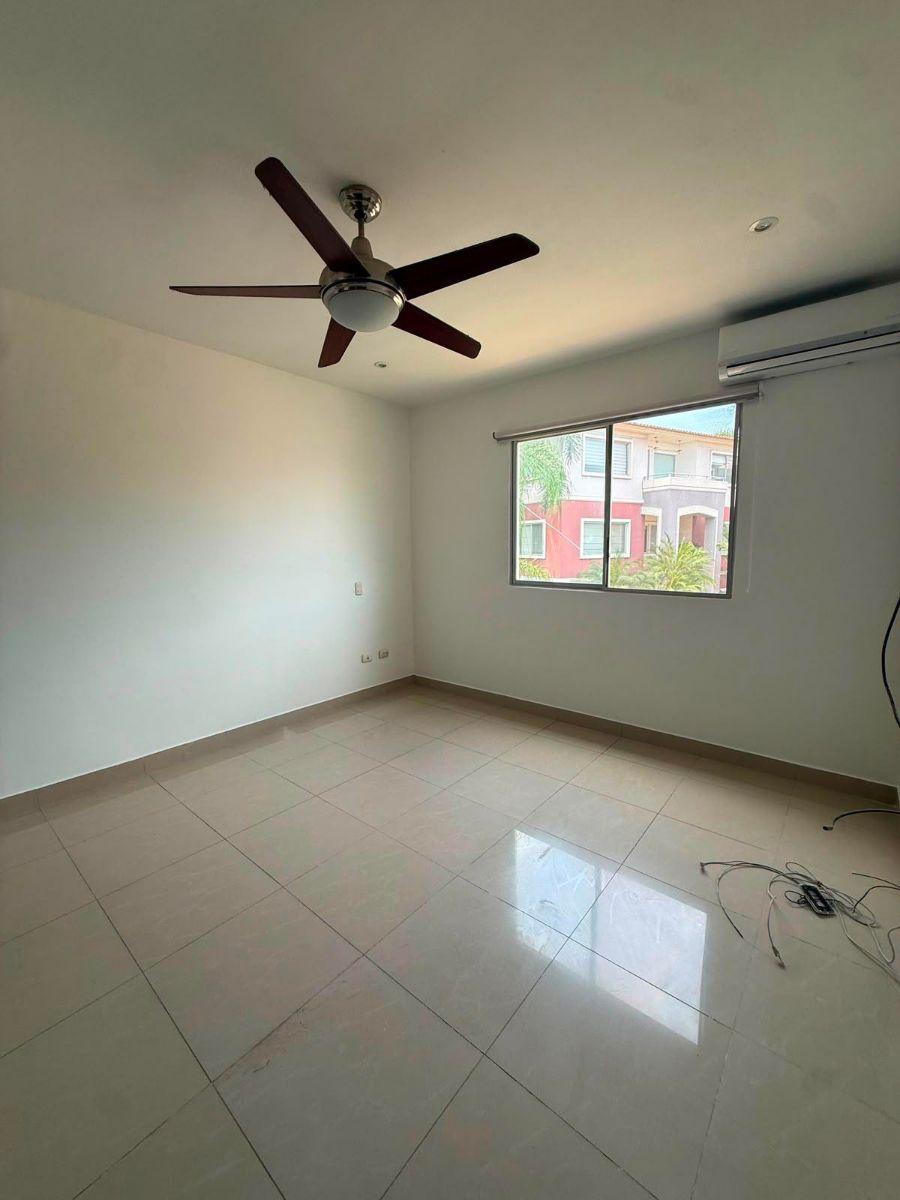 Departamento Exclusivo en Venta y Alquiler - 2.5 Km Samborondon, Guayas — imagen 8