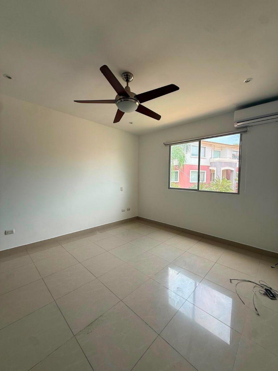 Departamento Exclusivo en Venta y Alquiler - 2.5 Km Samborondon, Guayas — imagen 5
