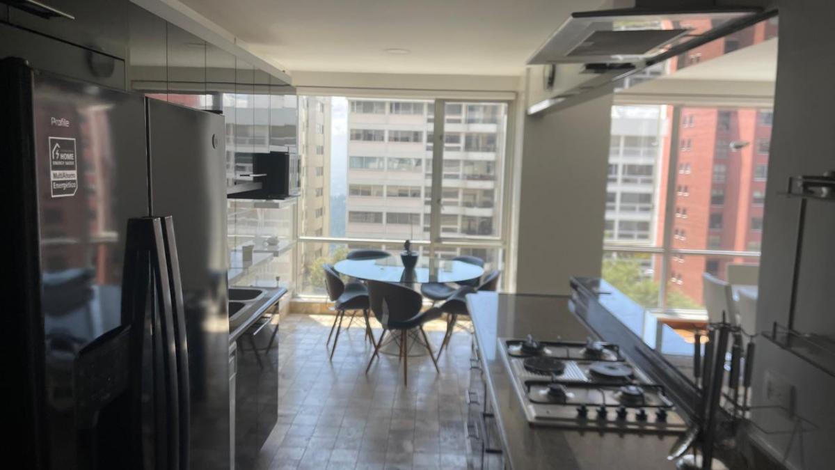 Hermoso Departamento Amoblado Sobre del González Suarez — imagen 8