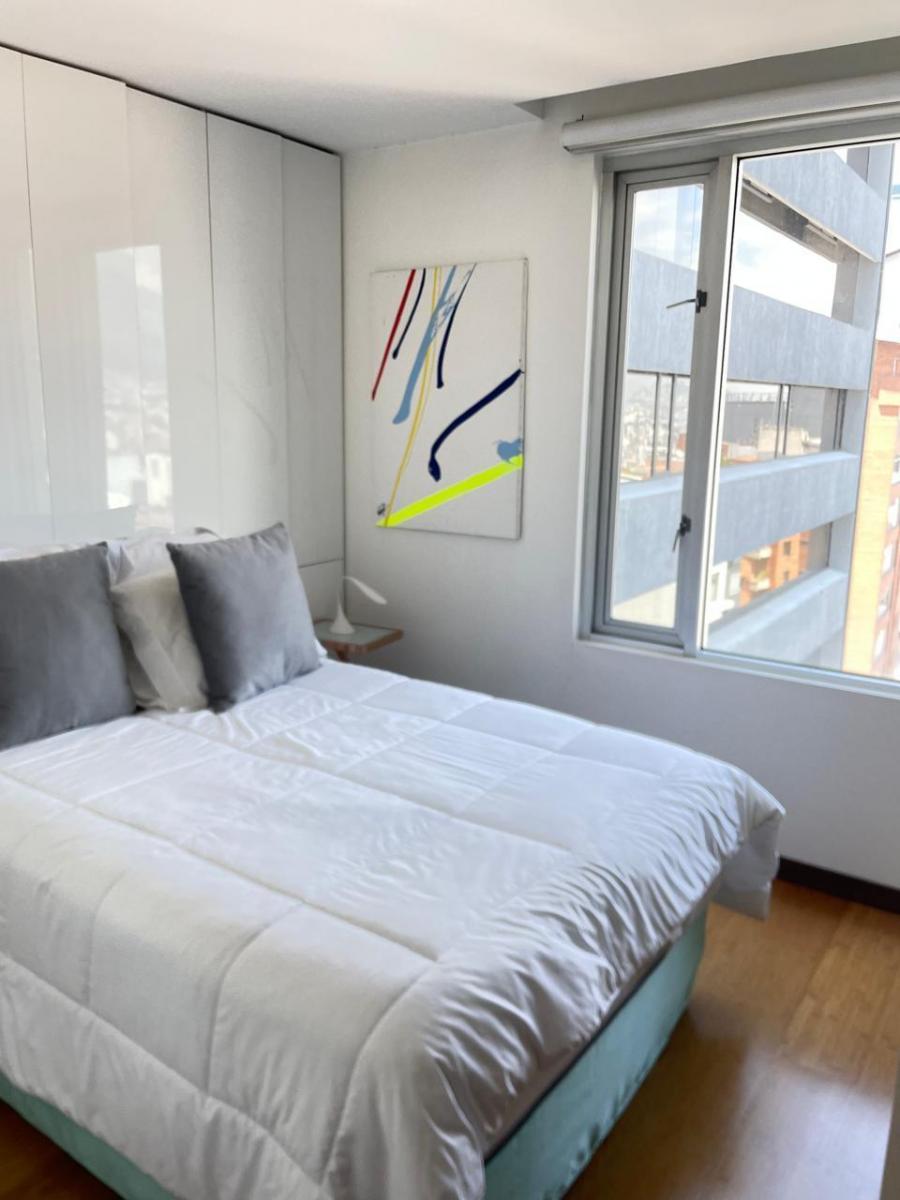 Hermoso Departamento Amoblado Sobre del González Suarez — imagen 3
