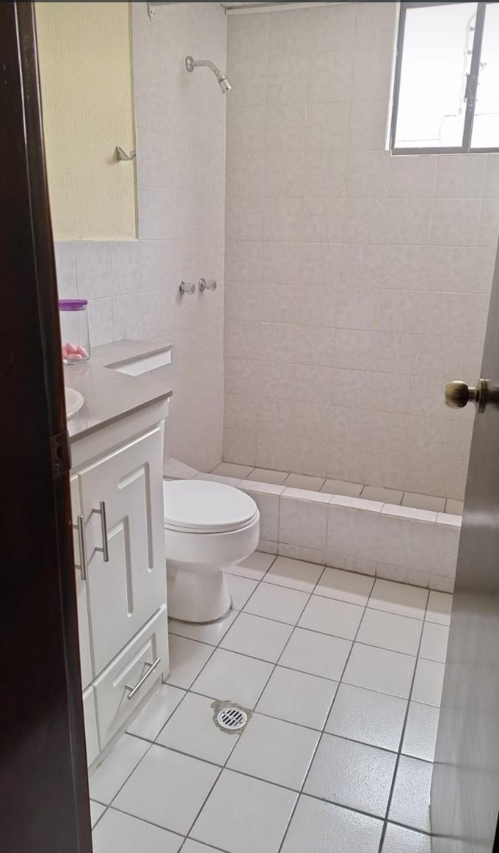 Se Vende Departamento Sector Marcos Jofre - Unión Nacional. Provincia de Pichincha — imagen 3