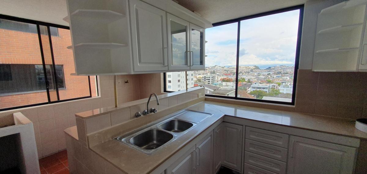 Se Vende Departamento Sector Marcos Jofre - Unión Nacional. Provincia de Pichincha — imagen 9