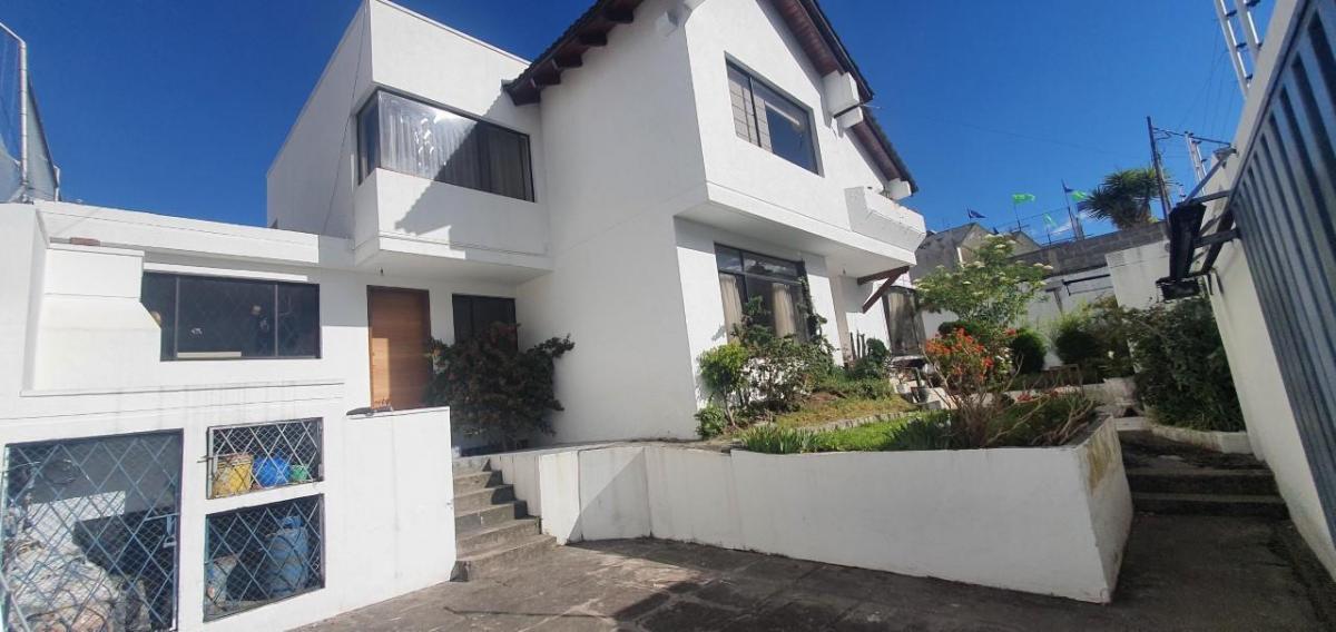 Se Vende Terreno Sector Monteserrin — imagen 9