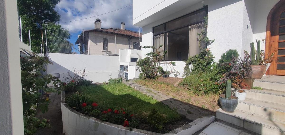 Se Vende Terreno Sector Monteserrin — imagen 8