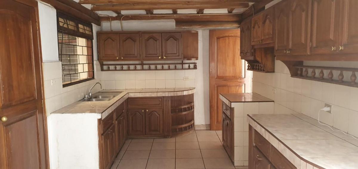 Se Vende Terreno Sector Monteserrin — imagen 5