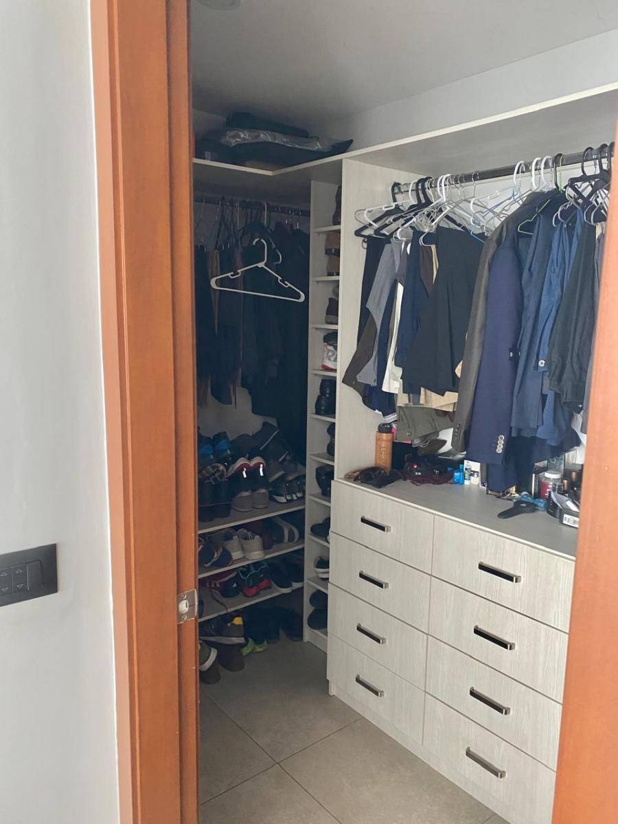 Hermoso Departamento en Venta, Edificio Arcos Plaza, Guayas — imagen 3