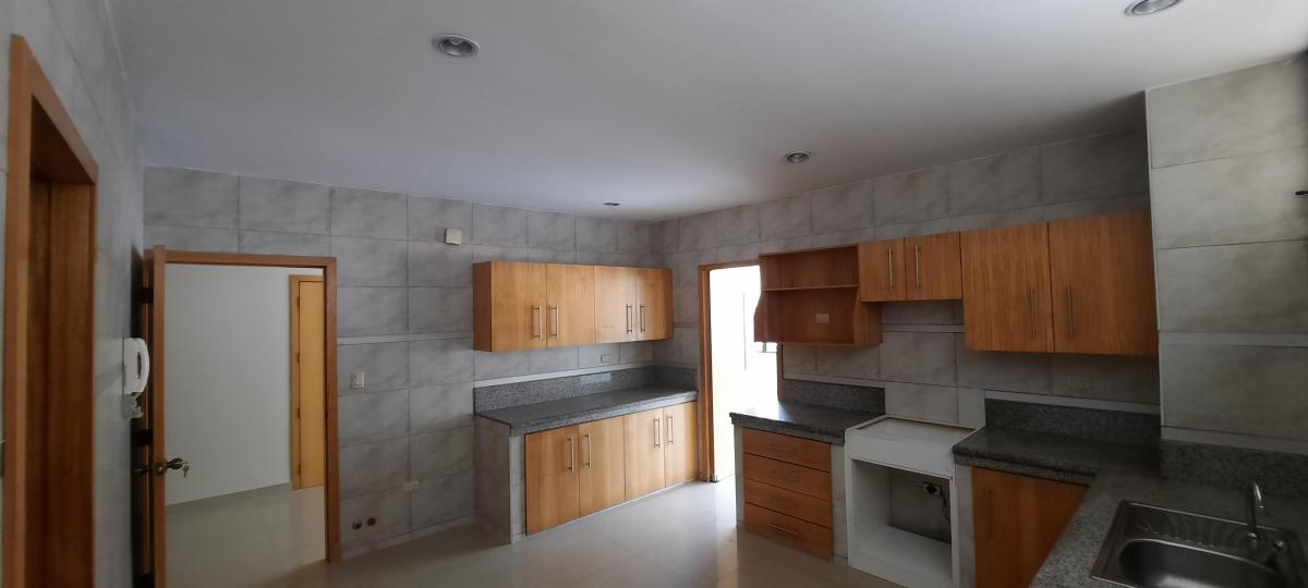 Olivos 2 Departamento Tres Dorm., Ascensor, Piscina Se Alquila o Vende!, Guayas — imagen 5