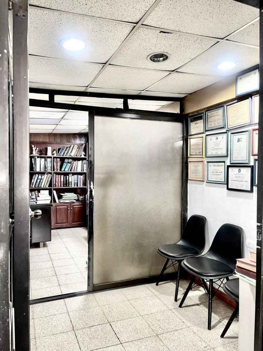 *vendo Casa Excelente Ubicación Sector Urdesa Central. Guayas — imagen 5