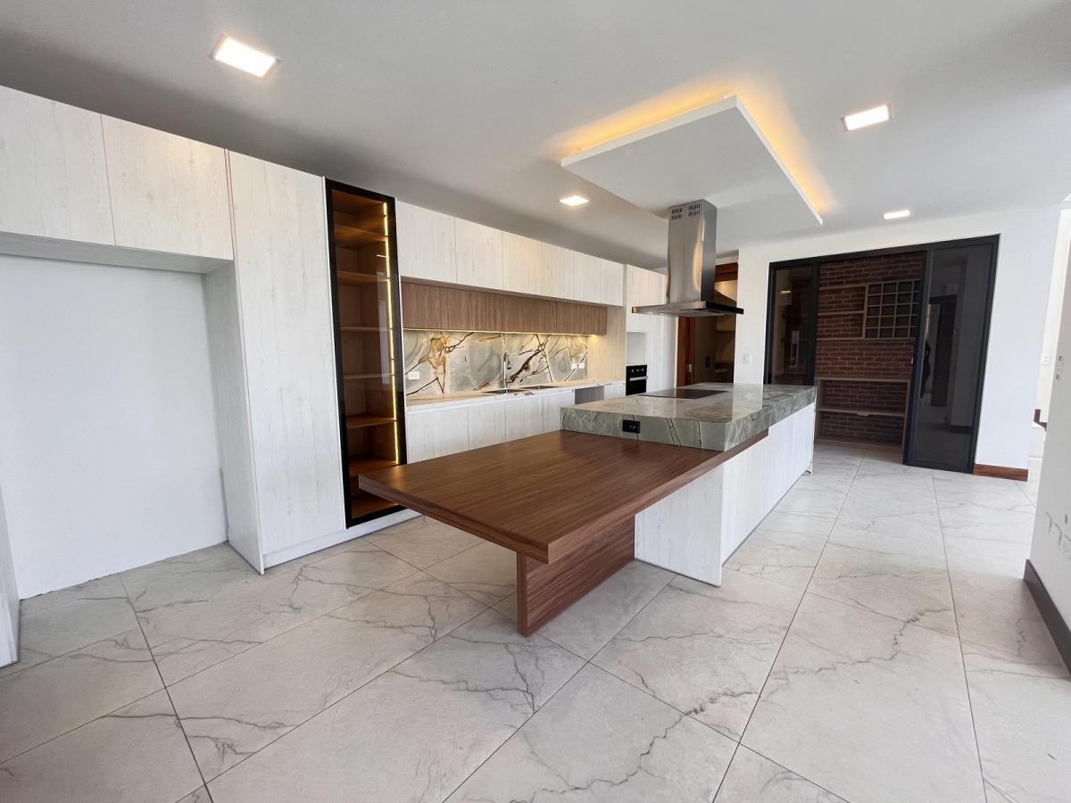 Casa Venta 5 Dorm. Urbanizacion Cumbaya Nayon — imagen 10