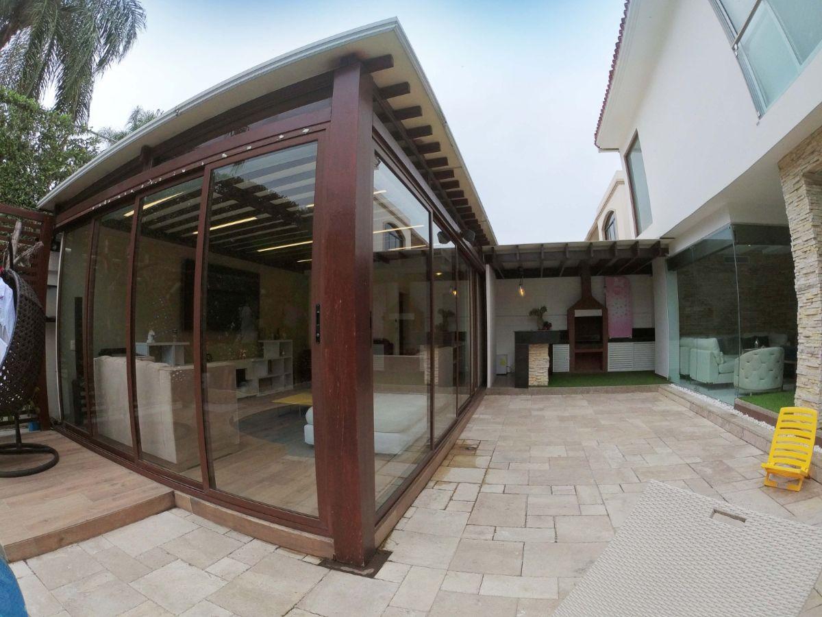 Casa en Venta de 5 Dorm. Primeros Km en Samborondon, Guayas — imagen 8