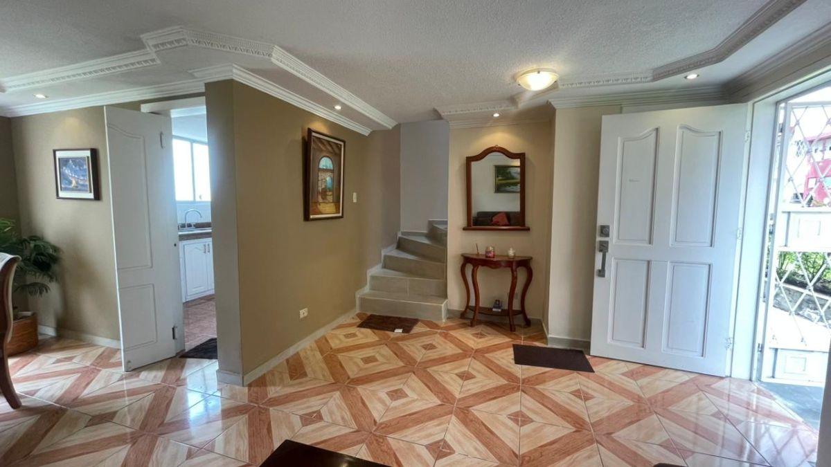 Mastodontes Vendo Casa 4 Dorm. 222 m² — imagen 9