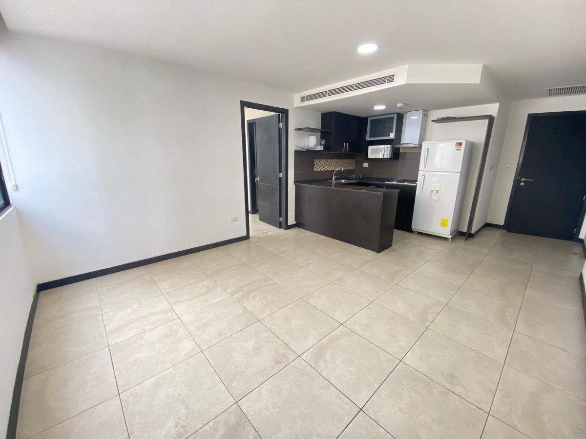 Departamento en Venta y Renta Esquinera en Torre Bellini, Puerto Santa Ana, Guayas — imagen 9
