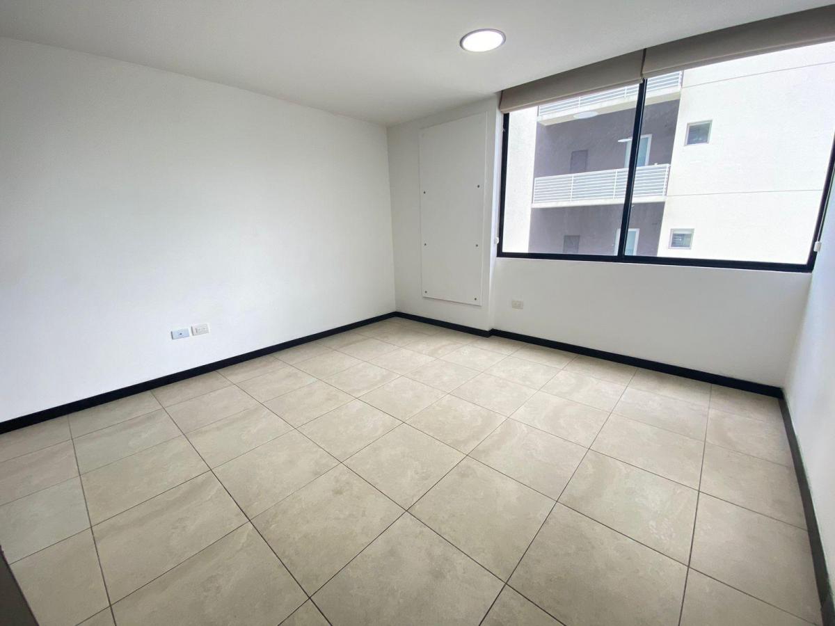 Departamento en Venta y Renta Esquinera en Torre Bellini, Puerto Santa Ana, Guayas — imagen 8