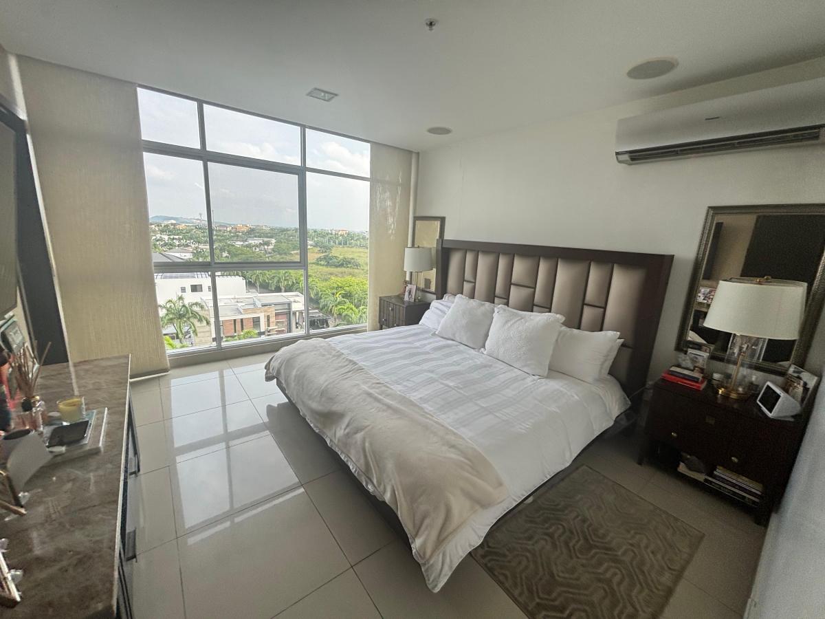 Lindo Departamento en Condominio con Área Social Al Rio, Guayas — imagen 3
