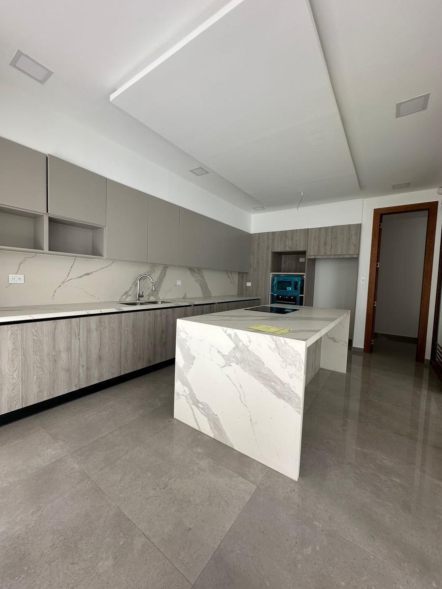 Venta Amplias y Hermosas Casas 3 Dorm., Piscina Propia, Conjunto Privado, Cumbayá — imagen 4