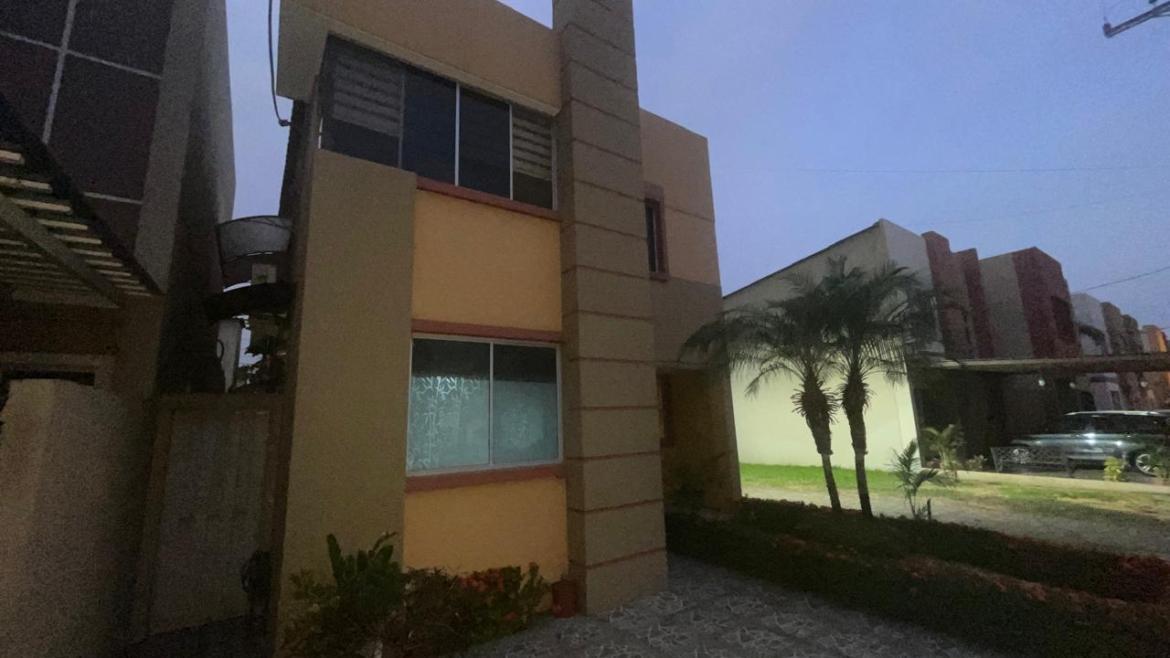 Casa en Venta, Urbanización Castilla – Vía a Samborondón, Guayas — imagen 10