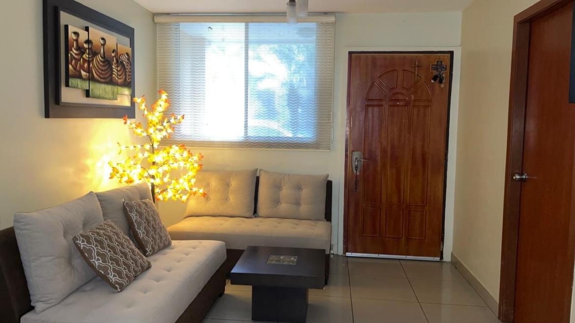 Casa en Venta, Urbanización Castilla – Vía a Samborondón, Guayas — imagen 9