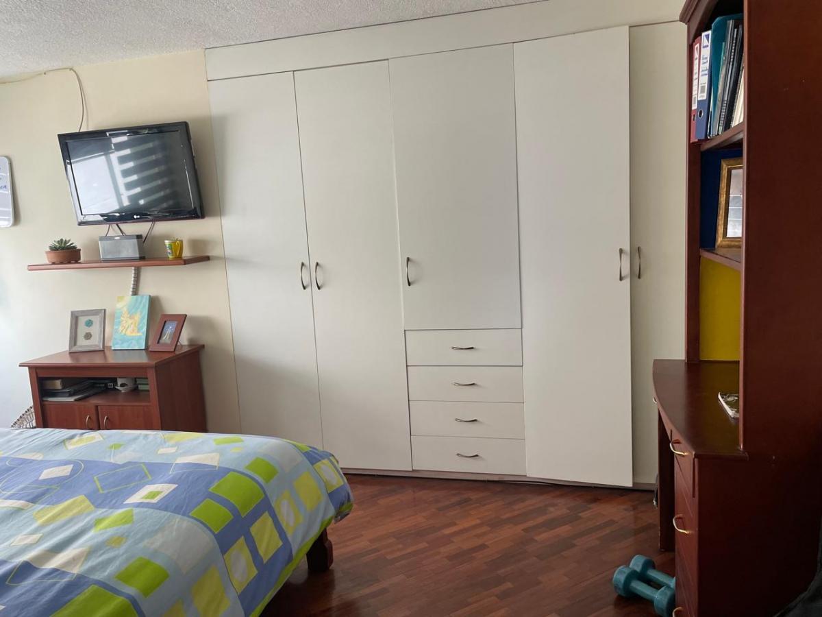 Vendo Hermoso Departamento Sector La Kennedy — imagen 6
