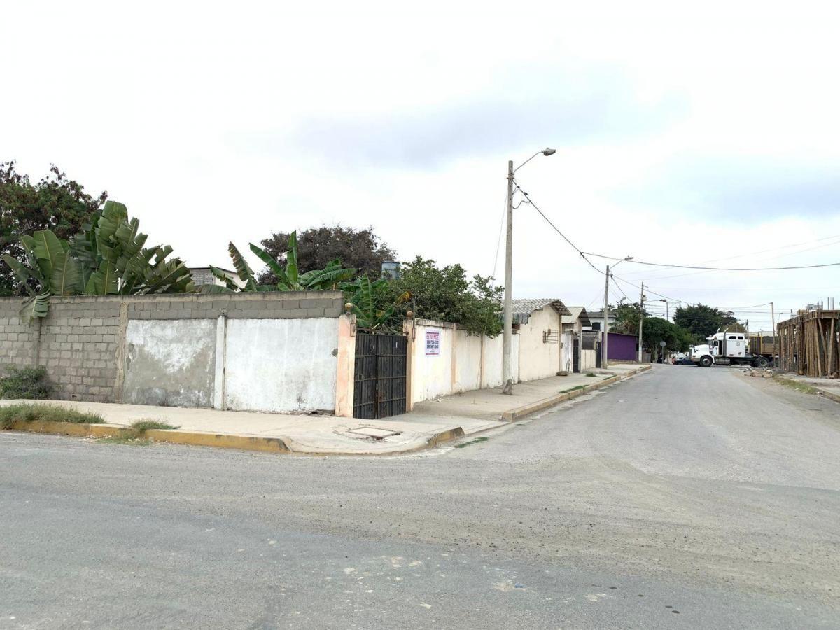 Vendo Propiedad de 700 m² en Santa Elena por El Secap — imagen 9