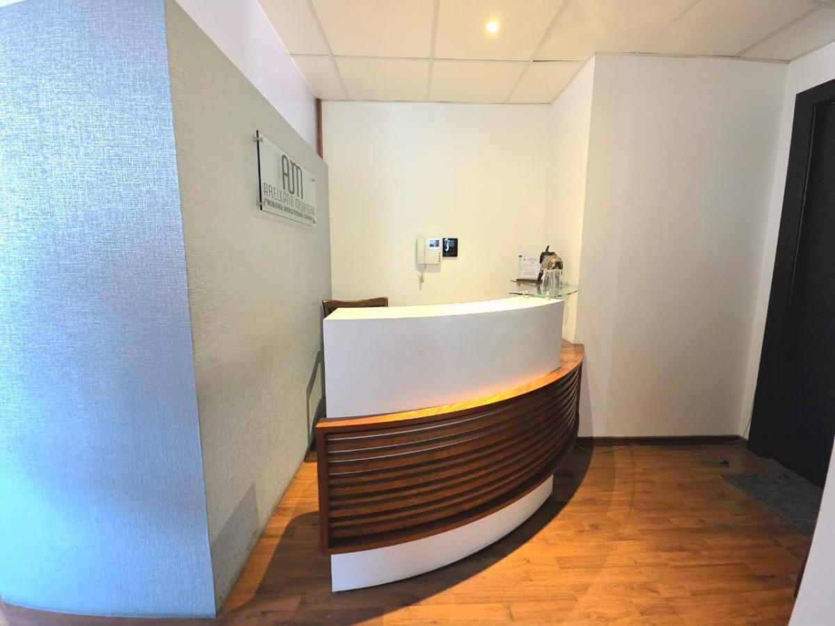 Oportunidad: Oficina Amoblada de 114 m² con 2 Parqueaderos — imagen 8