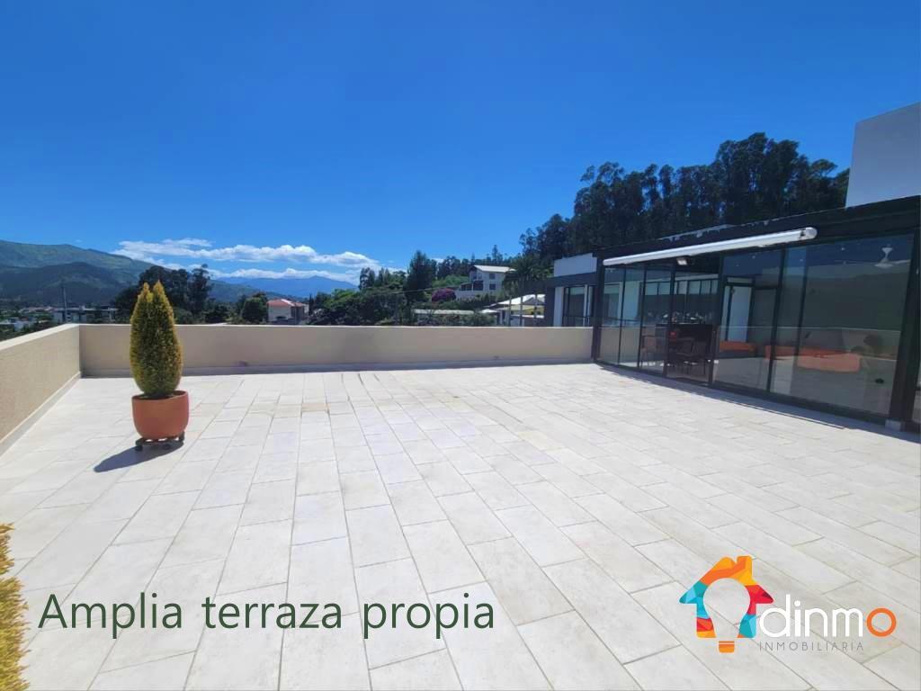 Venta Departamento Cumbaya de Lujo, Vista Panoramica, Terraza — imagen 9