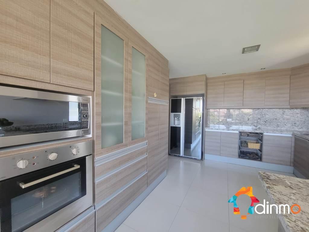 Venta Departamento Cumbaya de Lujo, Vista Panoramica, Terraza — imagen 8