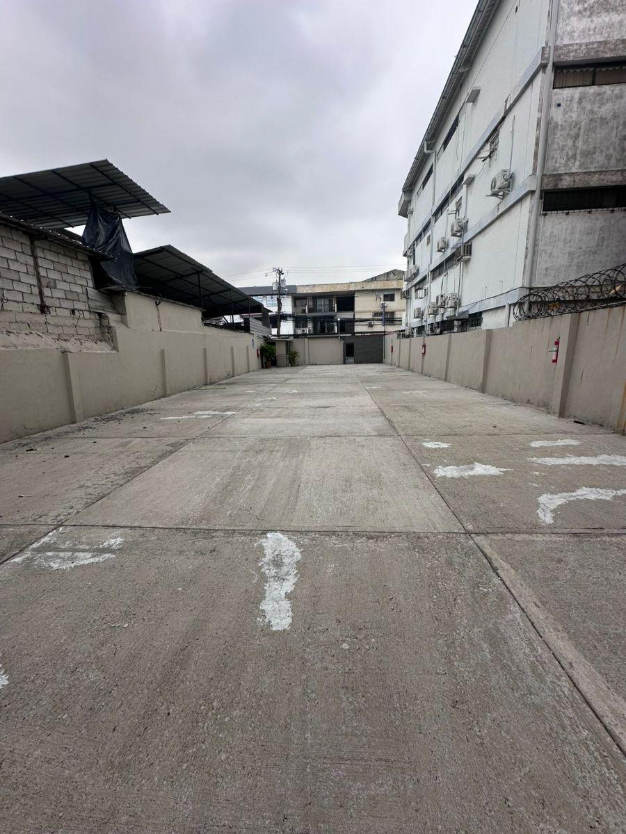 Terreno de 320 m² en Venta y Alquiler en Kennedy, Guayas — imagen 5