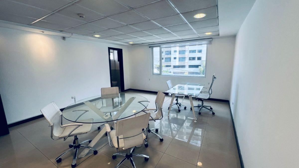 Oficina de 30 m² en Venta a Precio de Oportunidad! Norte de Quito — imagen 6