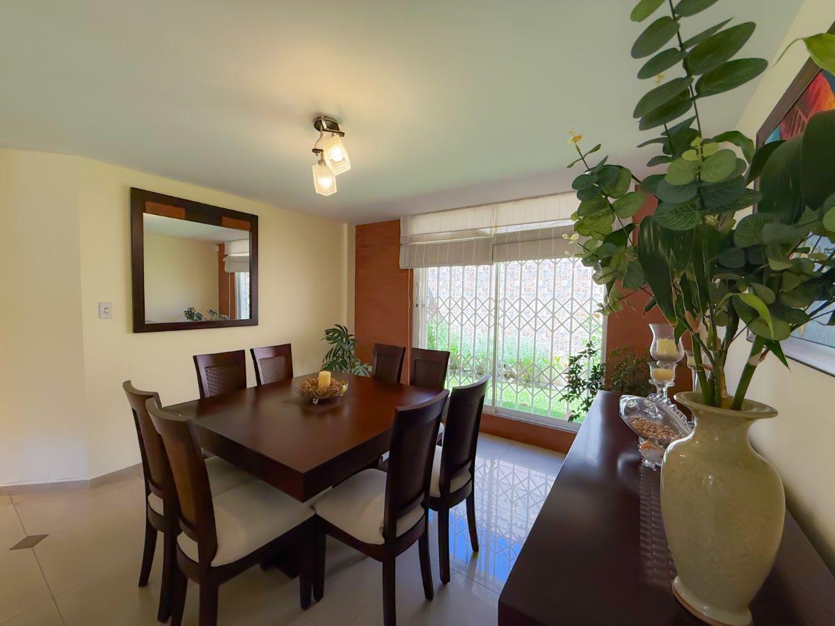 Casa de Venta Sector Supermaxi San Gabriel Valle de Los Chillos — imagen 8