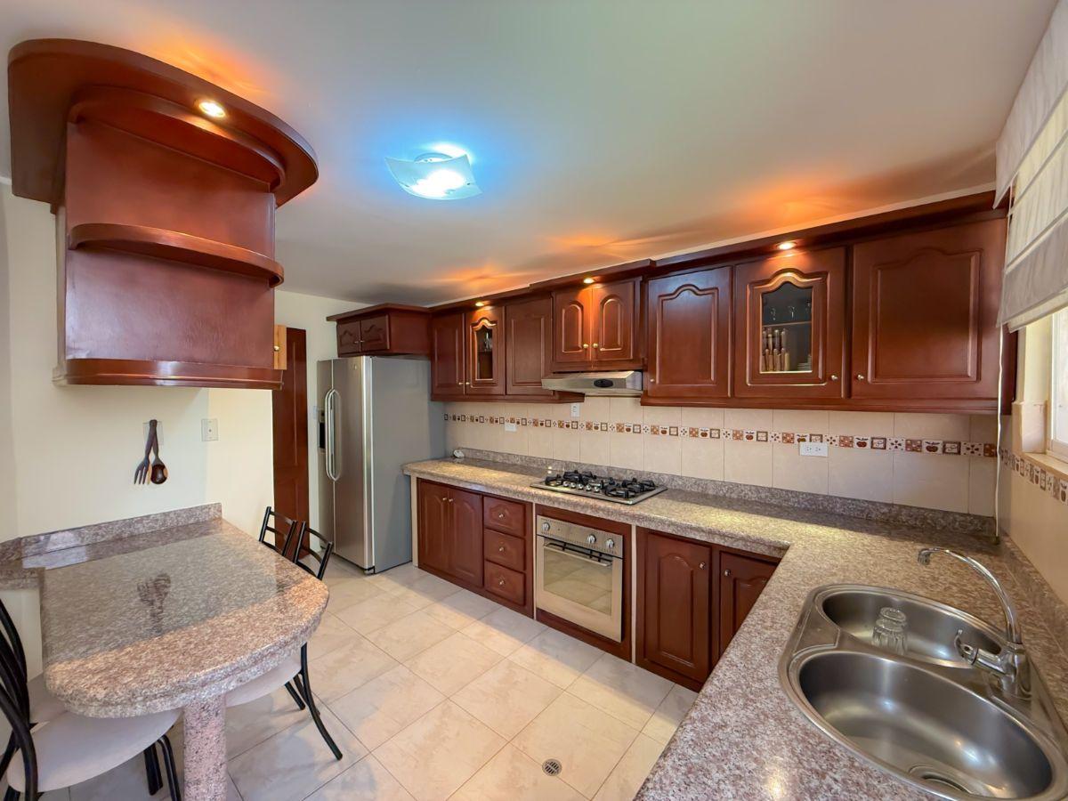 Casa de Venta Sector Supermaxi San Gabriel Valle de Los Chillos — imagen 3