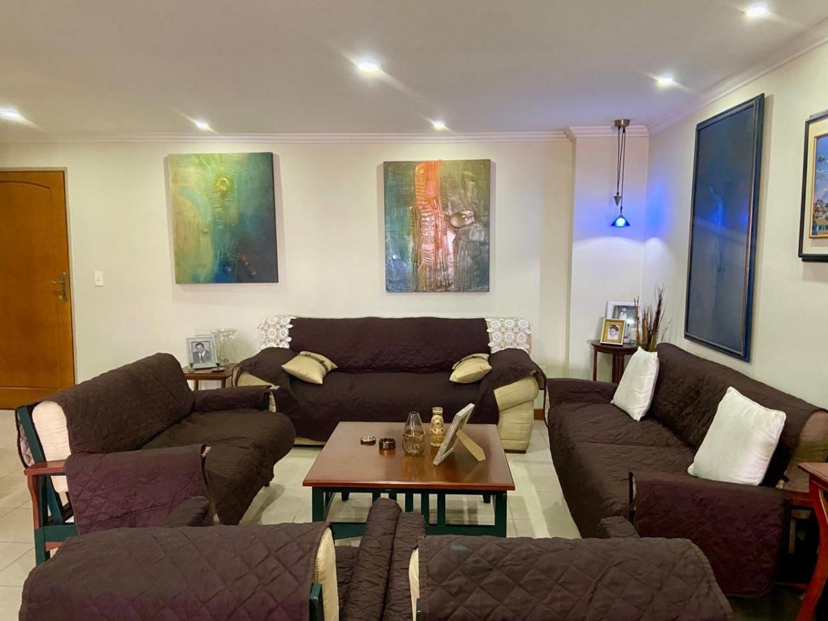 Departamento en Venta, 3 Habitaciones. Zona Rosa, Azuay — imagen 9