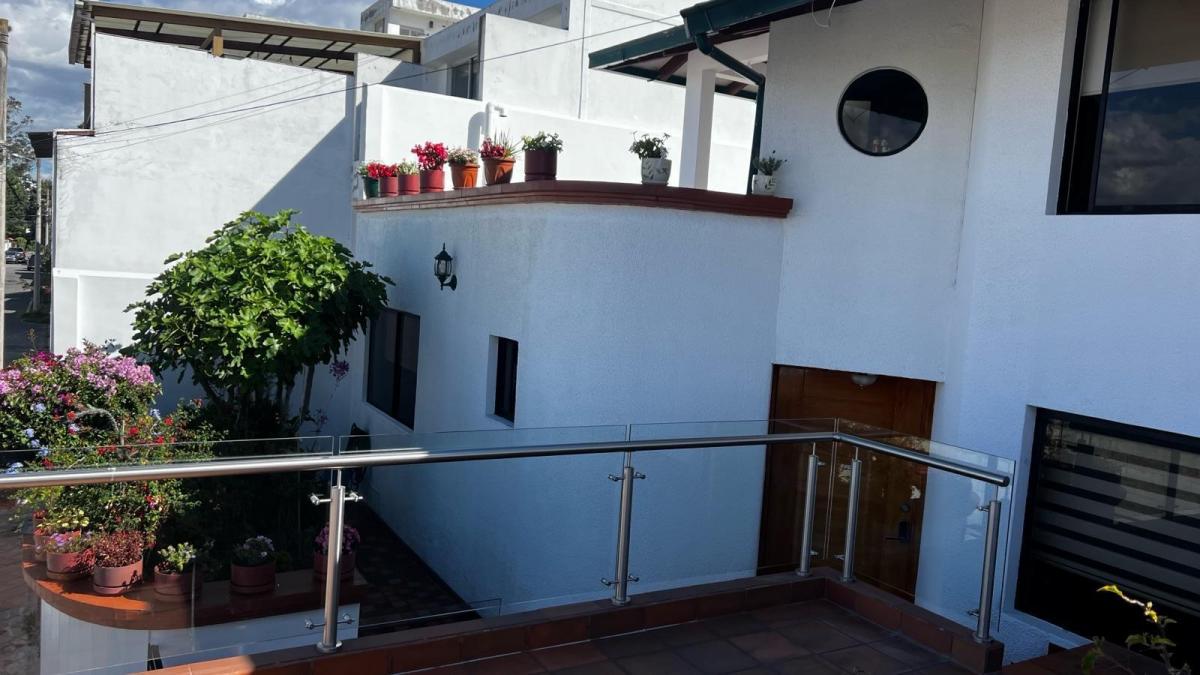 Casa Norte de Quito Urbanización Camino de Los Eucaliptos, Sector Carretas — imagen 7