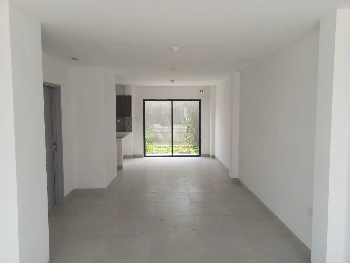 Venta de Casa en Urb. Narcisa Club, Ave Narcisa de Jesús. 3 Dorm.. Guayas — imagen 10