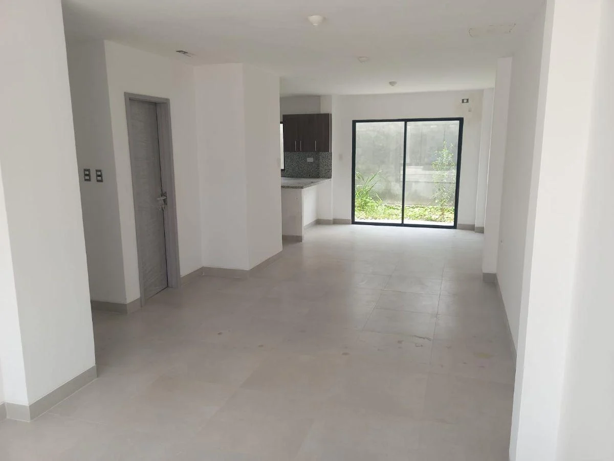 Venta de Casa en Urb. Narcisa Club, Ave Narcisa de Jesús. 3 Dorm.. Guayas — imagen 9