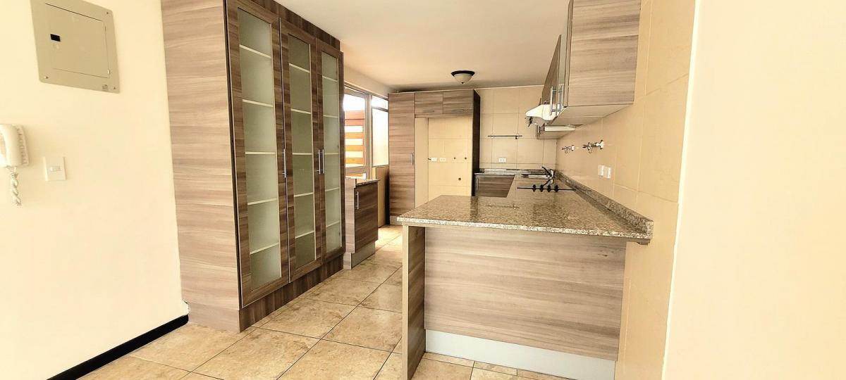 Casa en Venta Tumbaco con 4 Dorm. — imagen 4