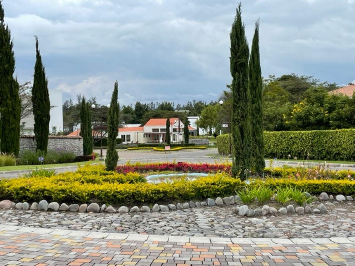 Hermoso Terreno Plano de Venta en Villa Fontana, Puembo! Frente a Arrayanes! — imagen 8