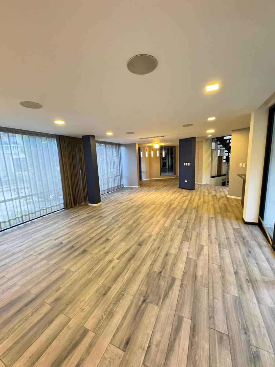 Venta Casa 4 Dormitoros Guapulo Norte de Quito — imagen 9
