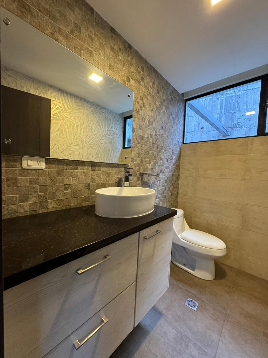 Venta Casa 4 Dormitoros Guapulo Norte de Quito — imagen 6
