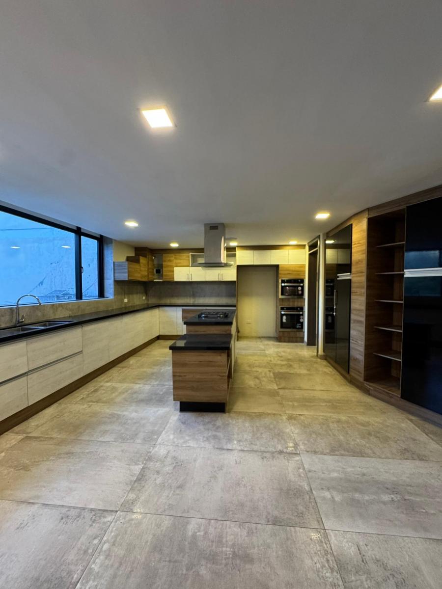 Venta Casa 4 Dormitoros Guapulo Norte de Quito — imagen 5