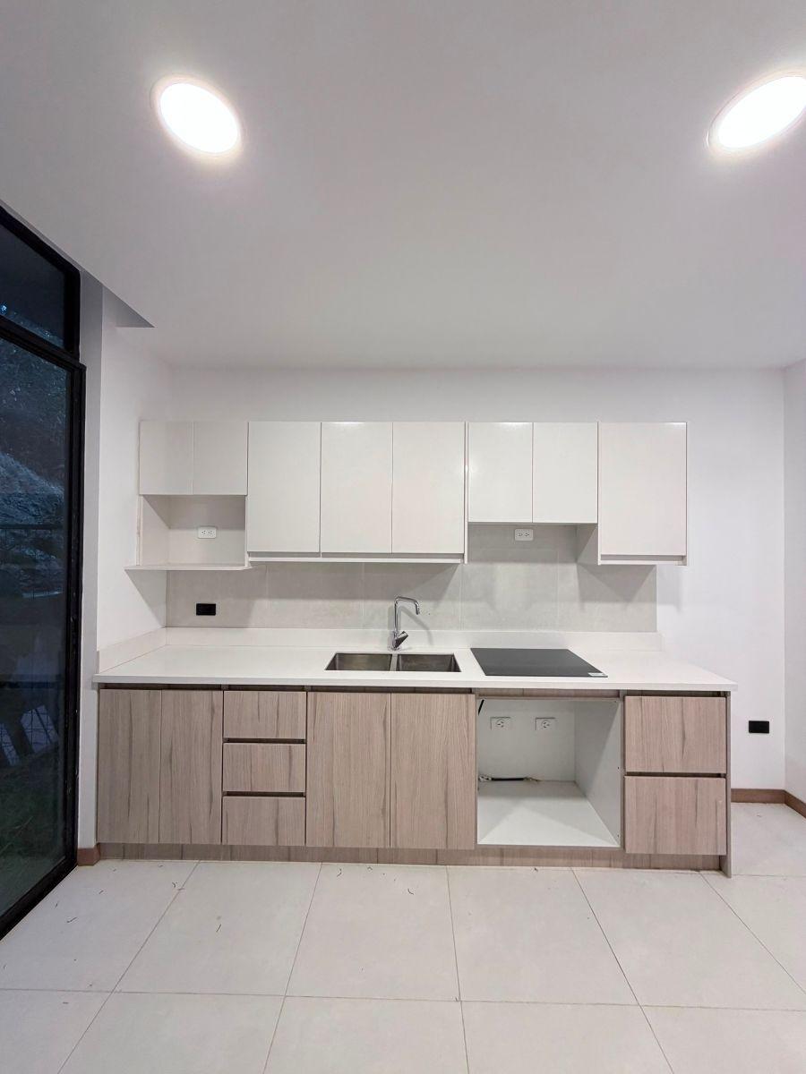 En Venta Casa Vip Sector La Armenia | Valle de Los Chillos — imagen 8