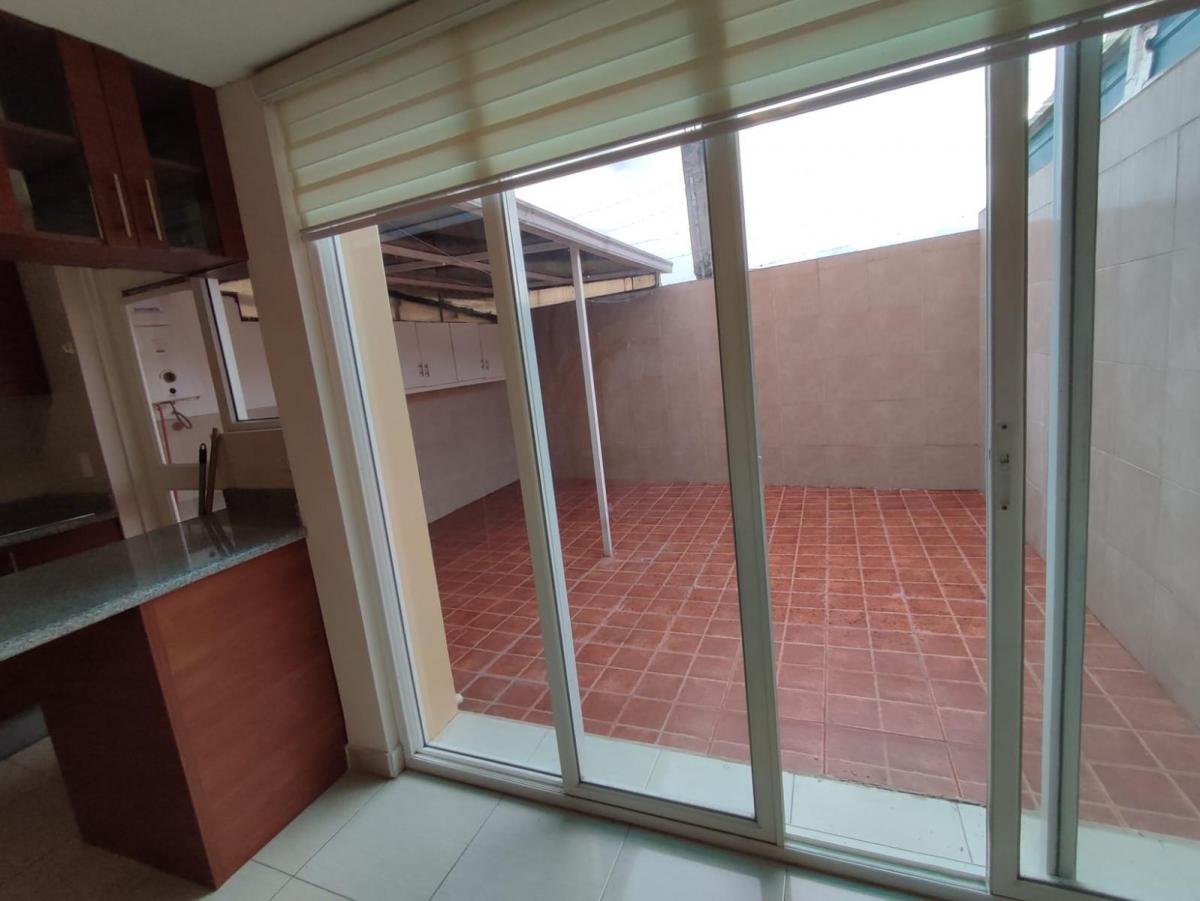 Vendo Casa en Conjunto, Sector El Tingo en El Valle de Chillos $73.000 — imagen 4