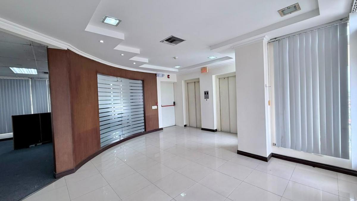 Se Vende Oficina Edificio El Contemporaneo (Monij), Guayas — imagen 8