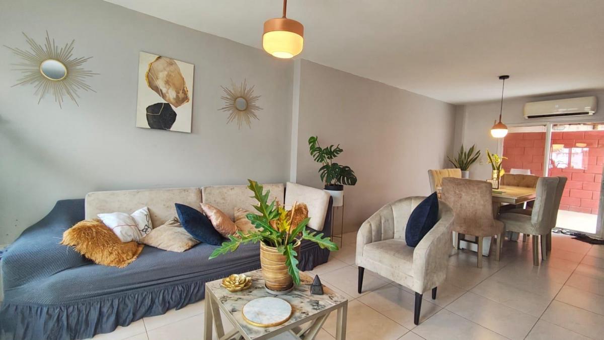 Casa en Venta, Urbanizacion Logare, Irir, Guayas — imagen 6