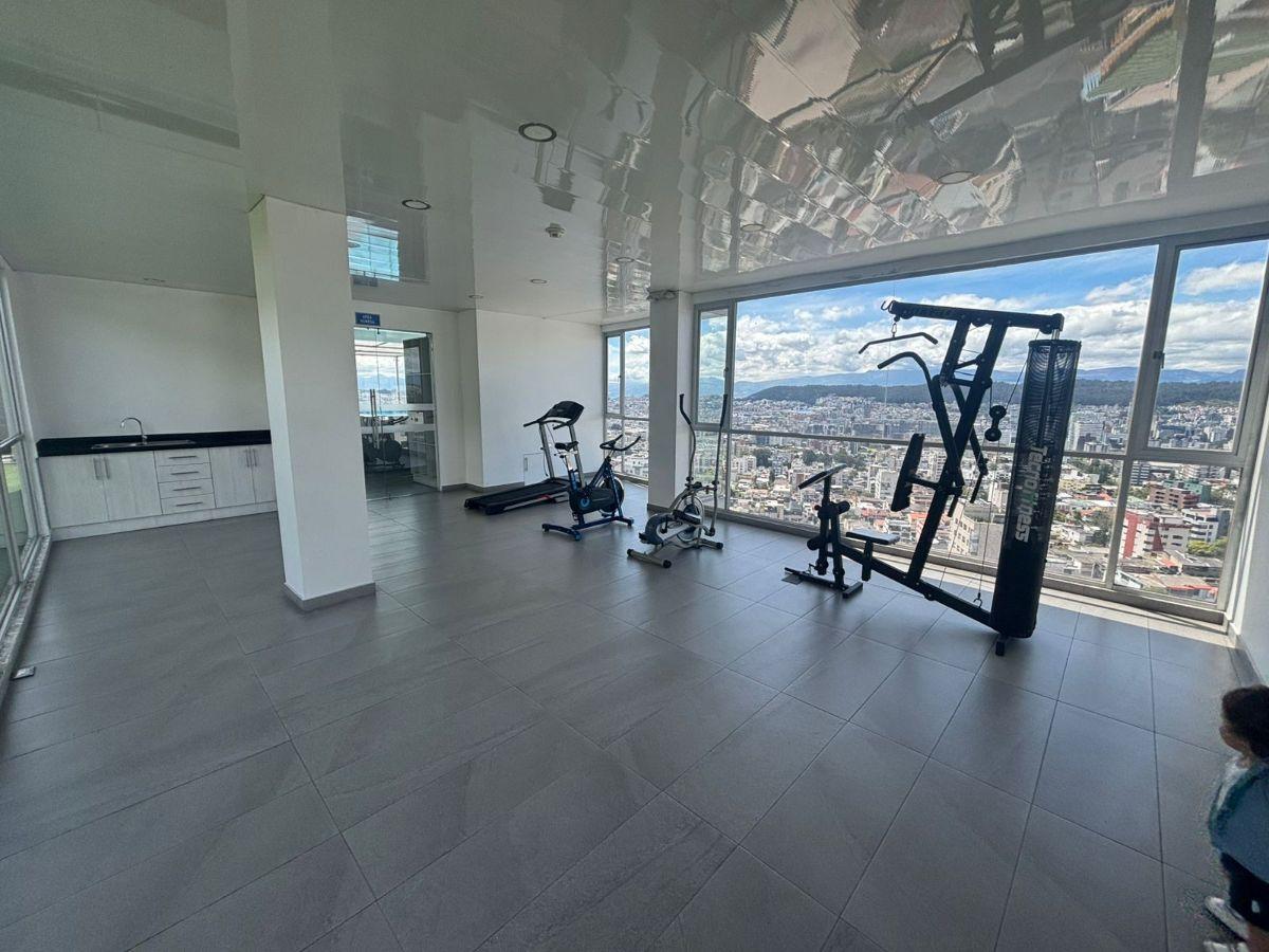 Amplio Departamento en Venta – Sector Mariana de Jesús — imagen 3