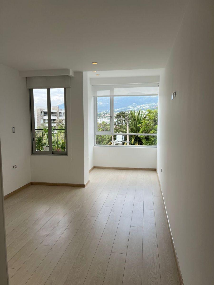 Espectacular Penthouse, Duplex de Venta en Cumbayá — imagen 9