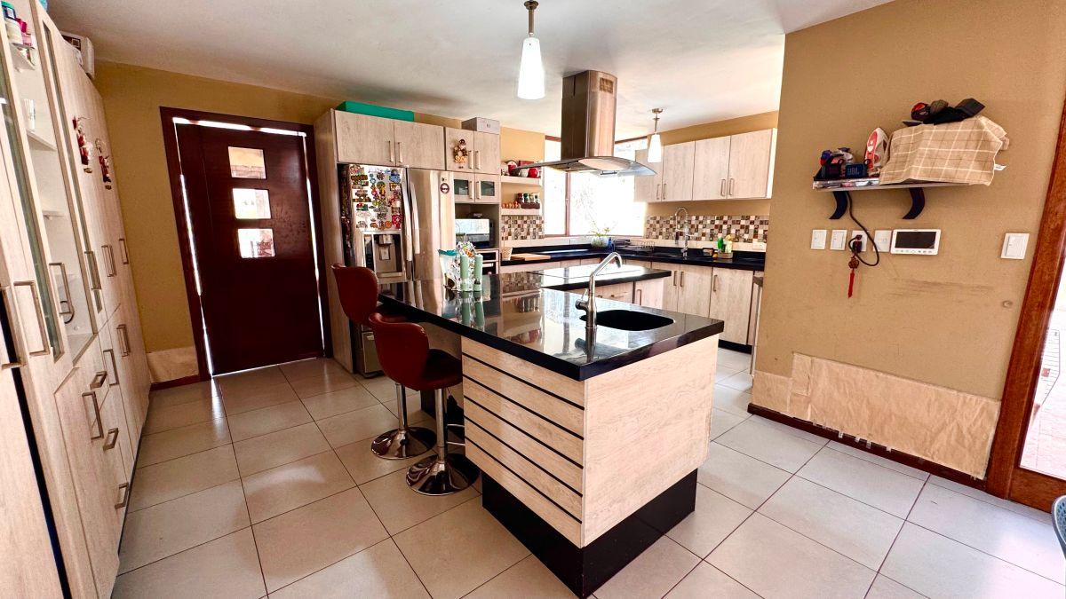 Casa con Terreno en Venta Sector La Macarena 2/conocoto — imagen 6
