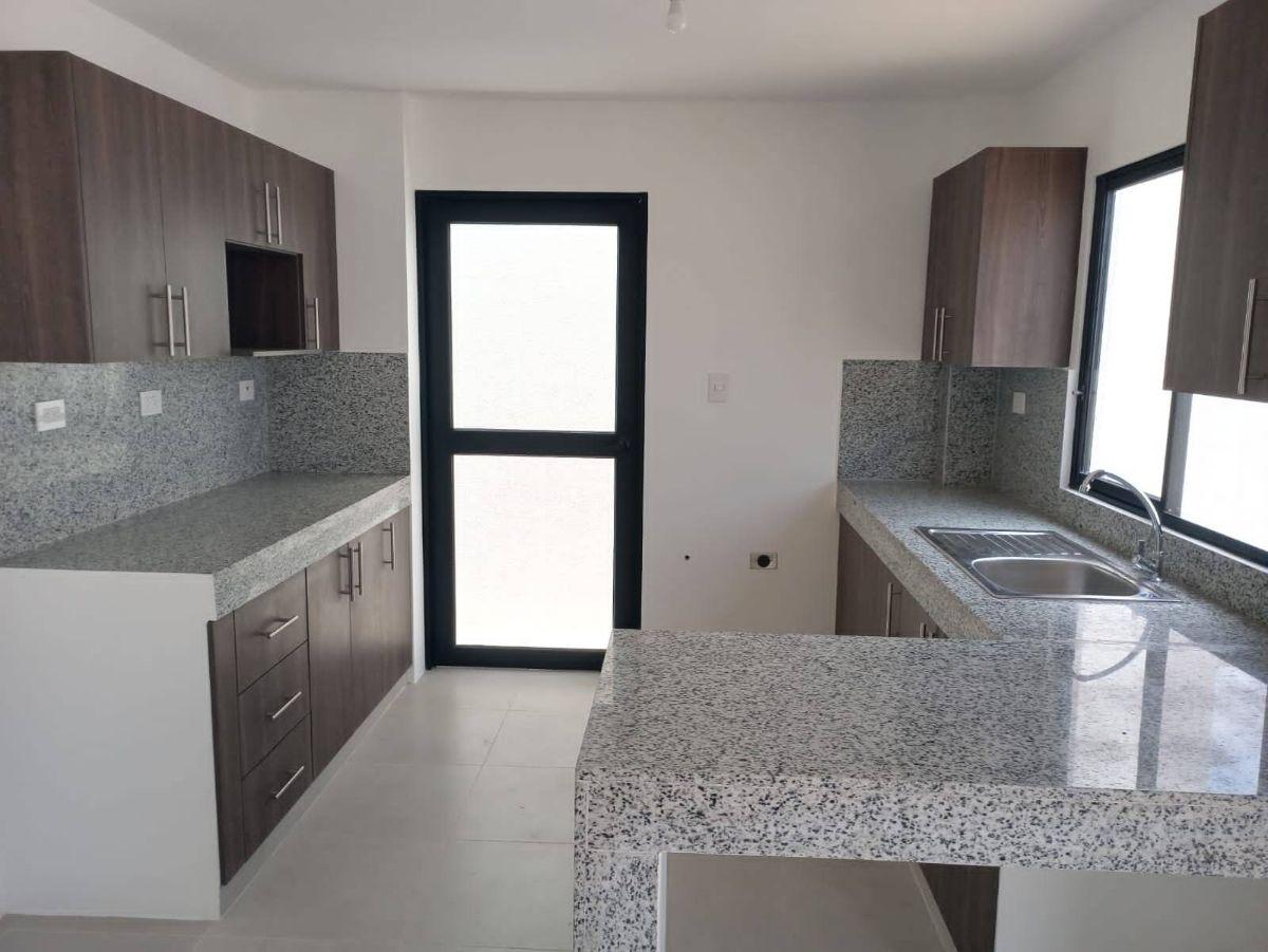 Casa de Venta en La Urbanización Narcisa Club, 3 Dorm., 2 Parqueos. Guayas — imagen 8