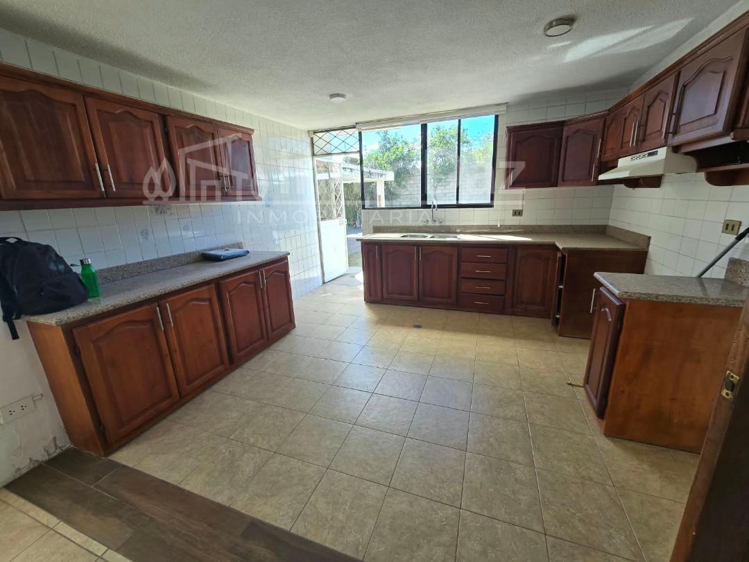 Vendo Casa en Cumbayá Sector del Reservorio (Jacaranda) — imagen 8