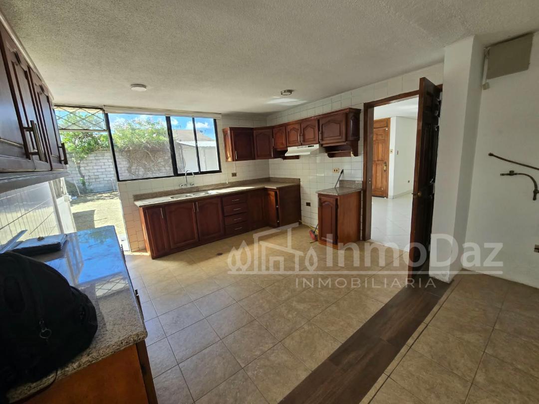 Vendo Casa en Cumbayá Sector del Reservorio (Jacaranda) — imagen 7